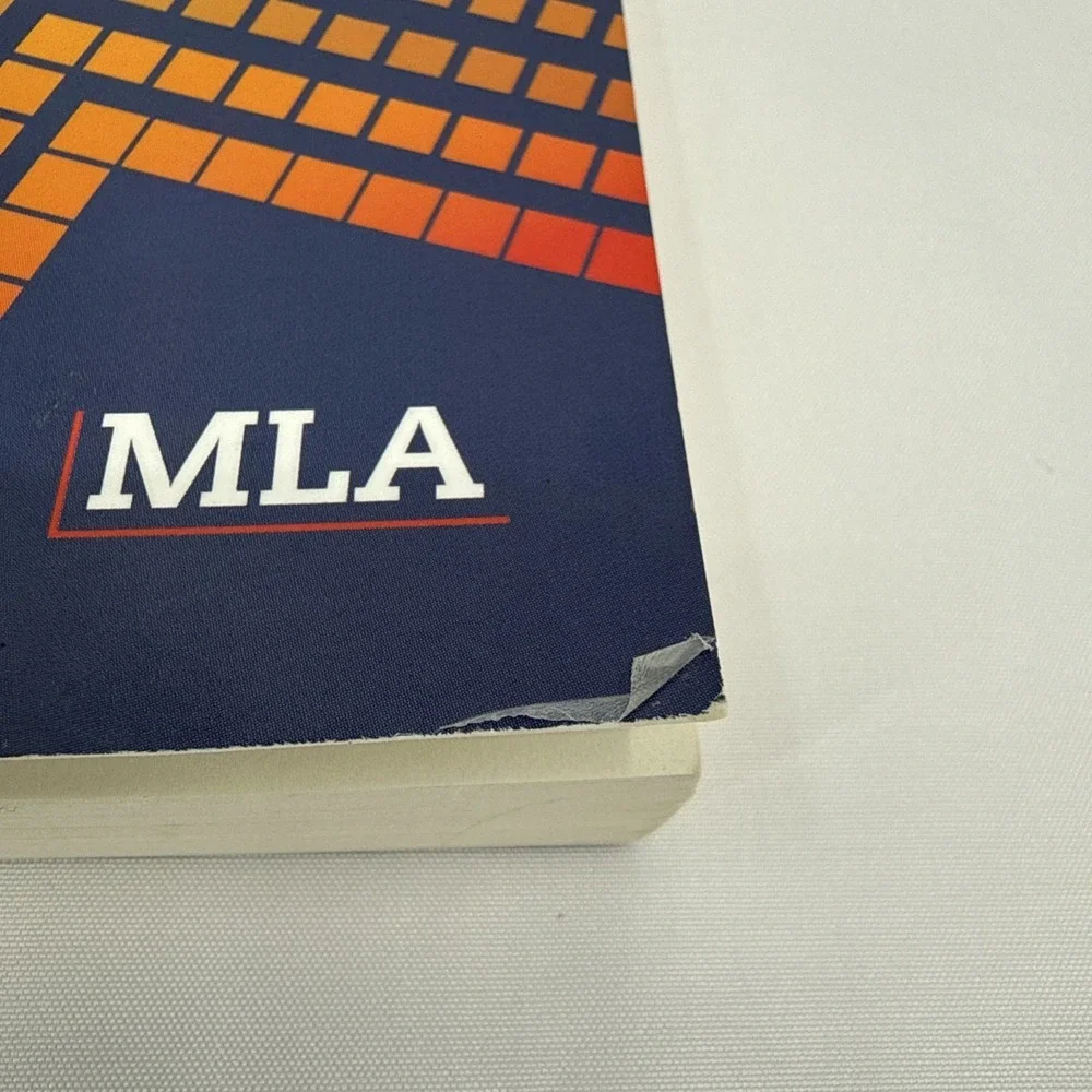 MLA Handbook for Writers of Research Papers 7th Edition Paperback Very‎ Good